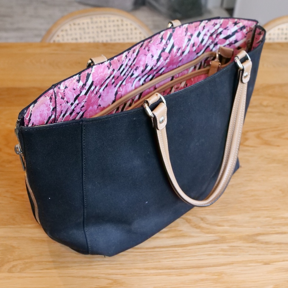 I Santi Milano Black Tote Bag with Insert, Cream Handles, Pink Rose Interior